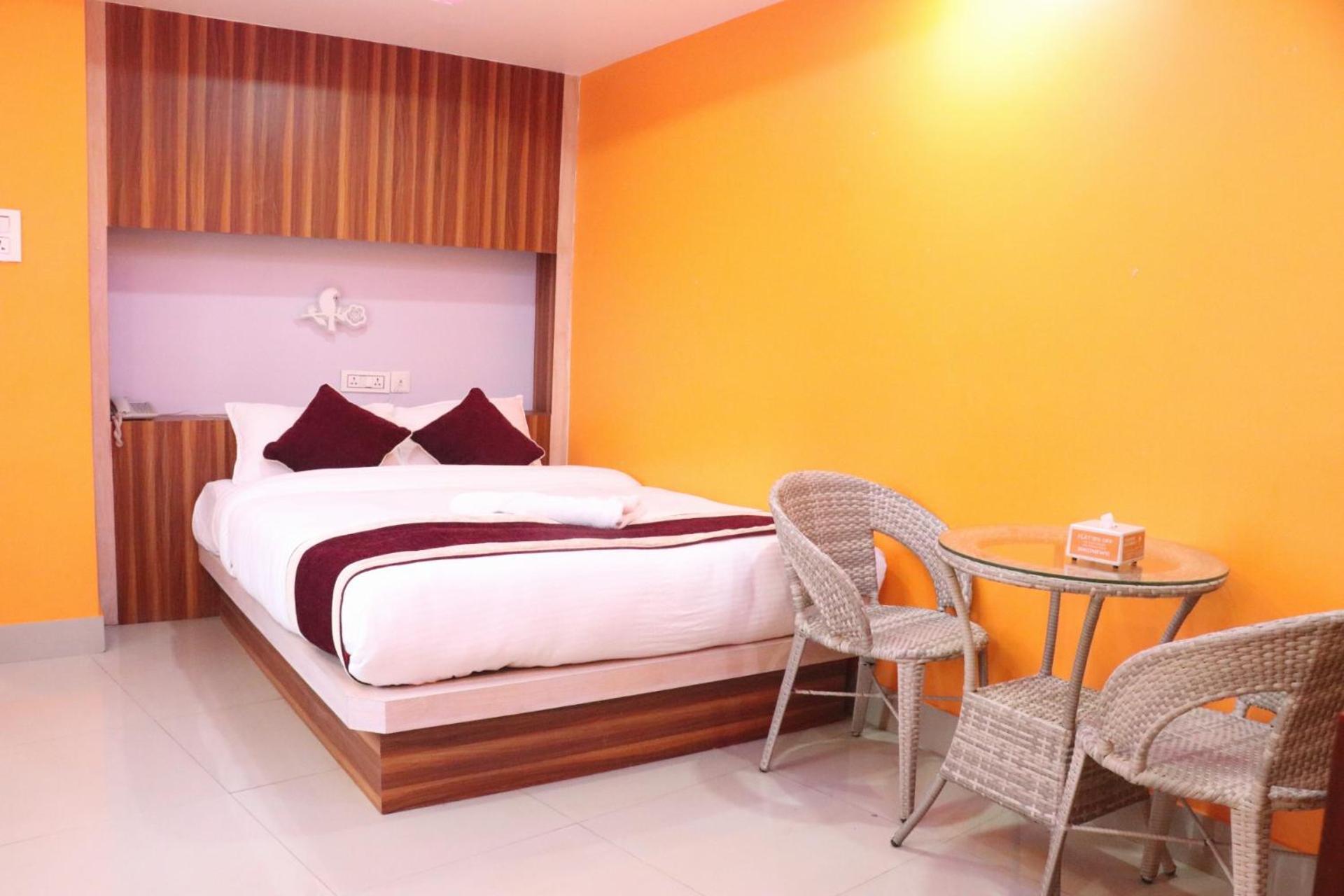 Om Tandoori Hotel Kathmandu Exteriör bild